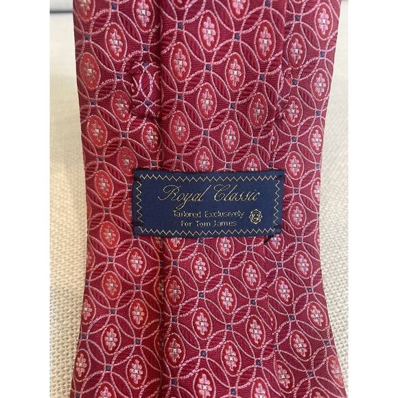 Royal Classic All Silk Mens‎ Neck Tie Red Circle Pattern - Picture 2 of 3